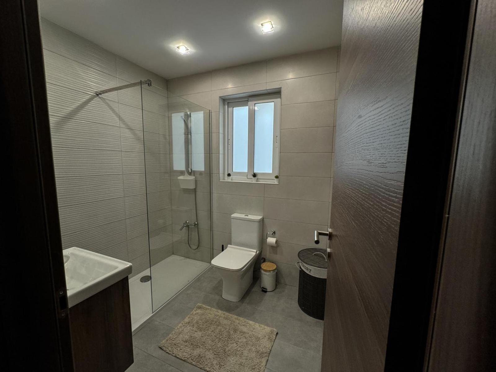 Centrally Located, Well Equipped, Stylish Flat. St. Paul's Bay Exterior photo